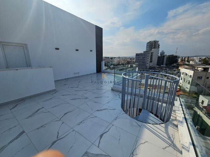 Image No.16-2 Bed Apartment for sale