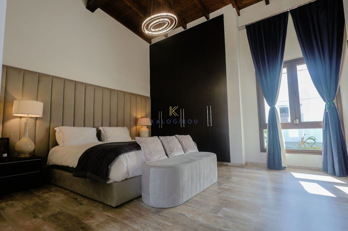 Image No.15-4 Bed House for sale