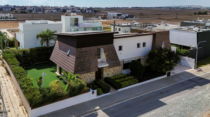 Image No.43-4 Bed House for sale