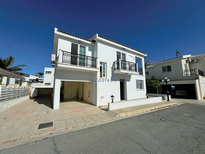 Image No.3-3 Bed House for sale