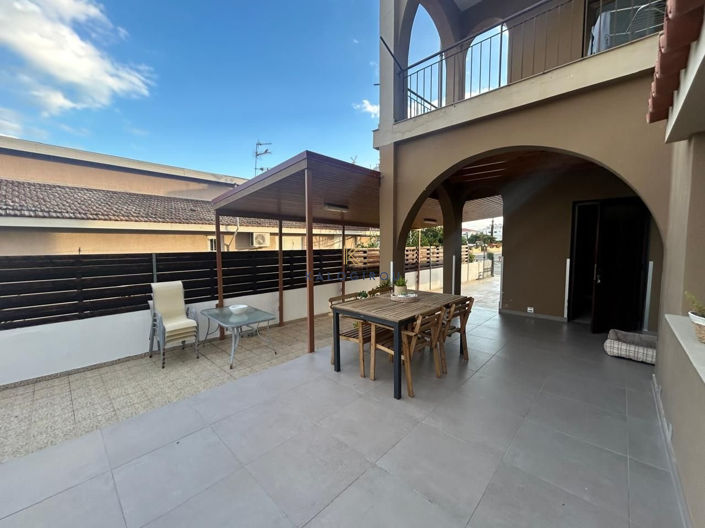 Image No.15-3 Bed House for sale