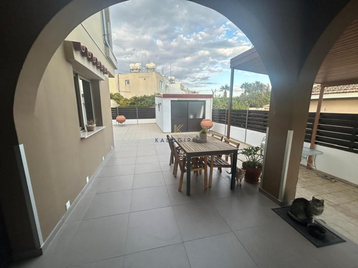 Image No.16-3 Bed House for sale