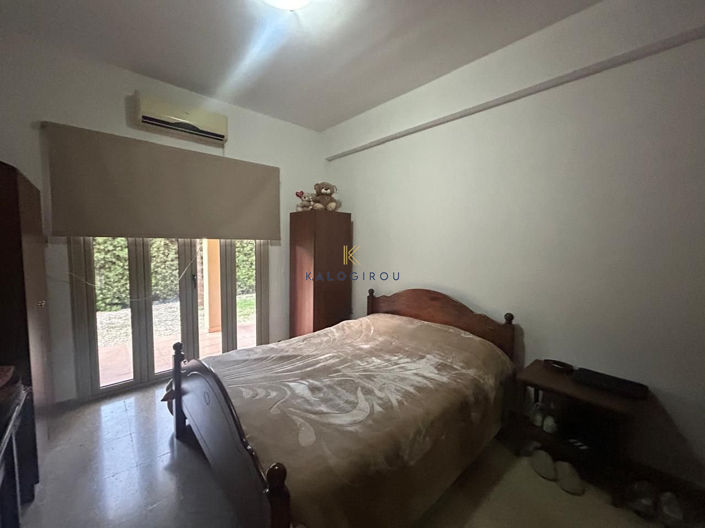 Image No.9-3 Bed House for sale