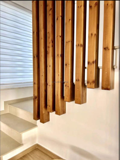 Image No.12-3 Bed House for sale