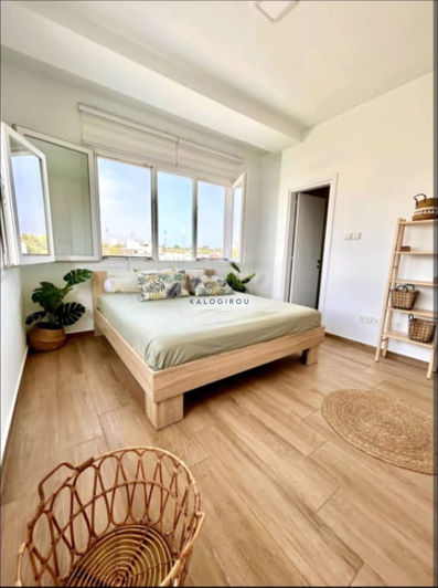 Image No.14-3 Bed House for sale