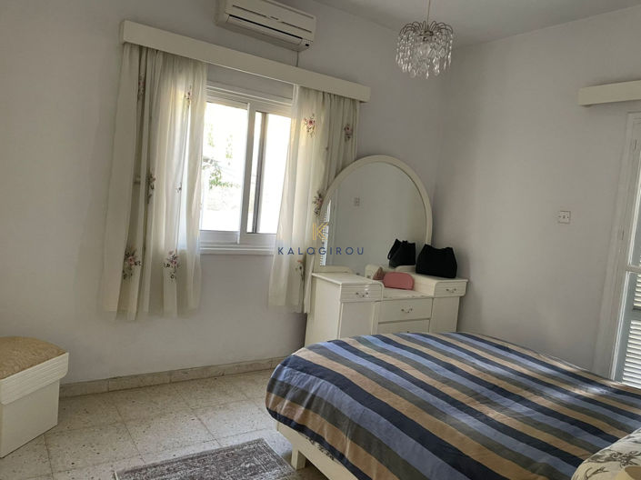 Image No.13-3 Bed House for sale