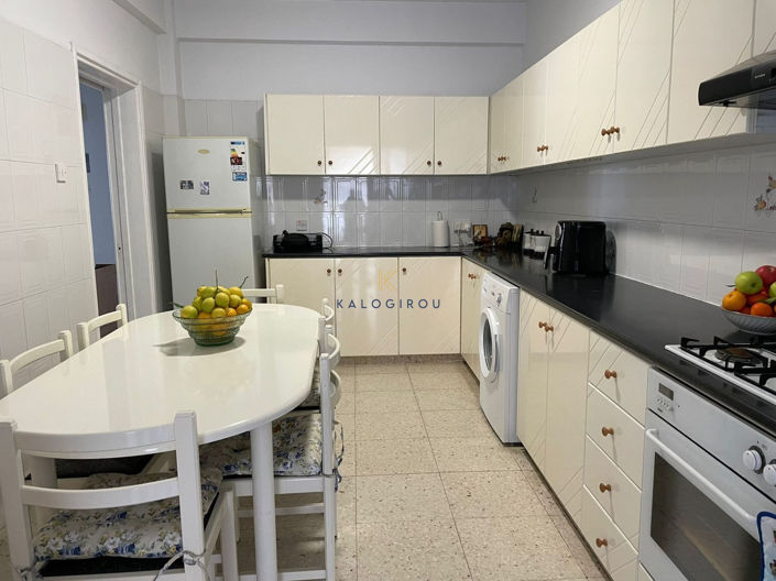 Image No.6-3 Bed House for sale