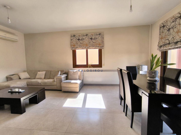 Image No.10-4 Bed House for sale