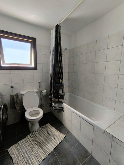 Image No.21-5 Bed House for sale