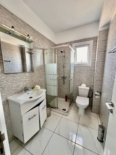 Image No.15-4 Bed Property for sale