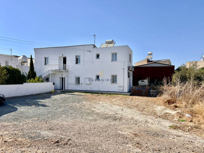 Image No.2-4 Bed Property for sale