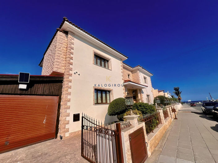 Image No.32-6 Bed House for sale