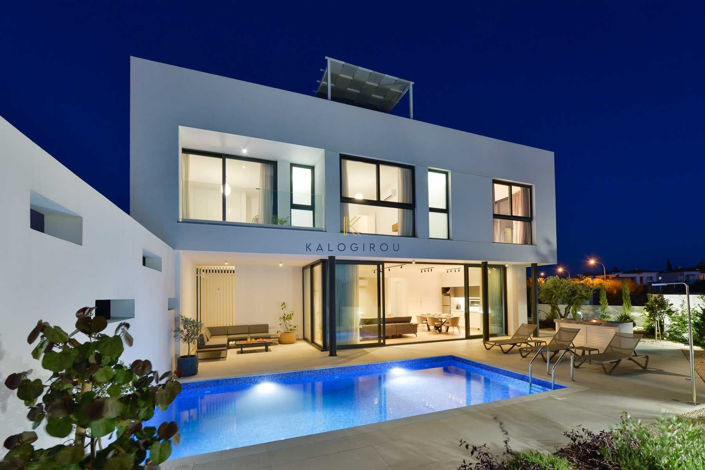 Image No.1-3 Bed House for sale