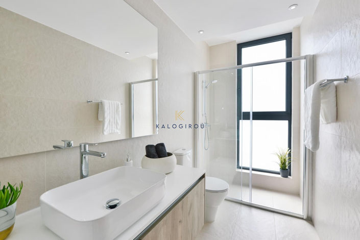 Image No.13-3 Bed House for sale