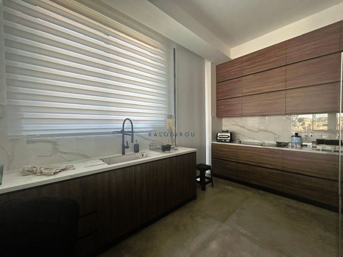 Image No.10-6 Bed House for sale