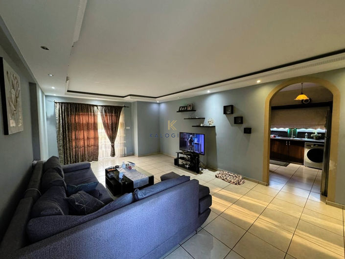Image No.1-3 Bed Apartment for sale