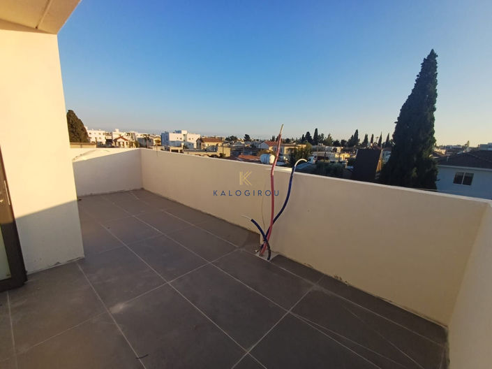 Image No.11-3 Bed House for sale