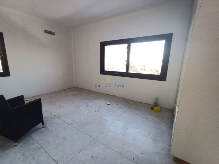 Image No.18-3 Bed House for sale