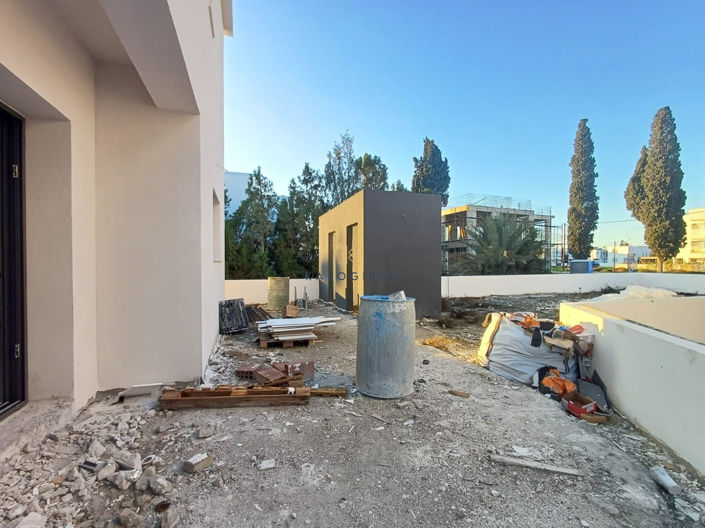 Image No.9-3 Bed House for sale