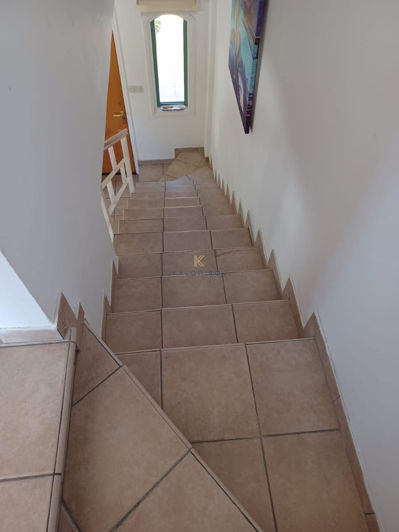 Image No.10-2 Bed House for sale