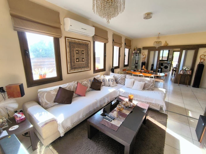 Image No.4-3 Bed House for sale