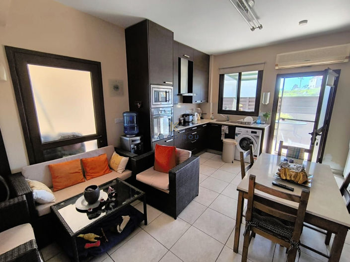 Image No.7-3 Bed House for sale