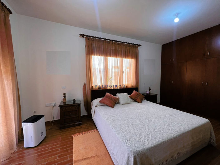 Image No.11-4 Bed Bungalow for sale