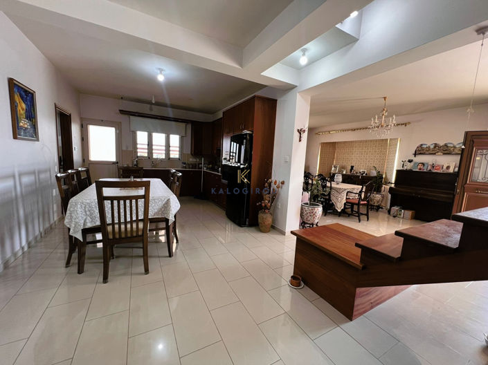 Image No.6-4 Bed Bungalow for sale