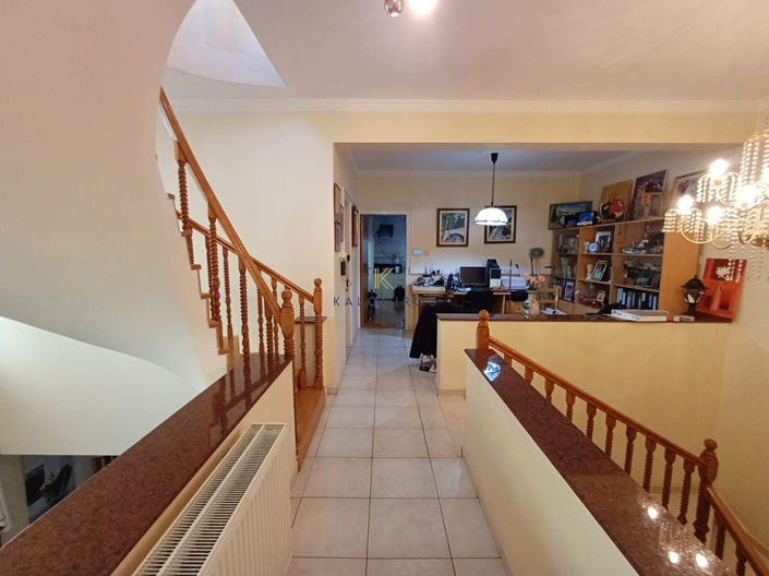 Image No.23-4 Bed House for sale