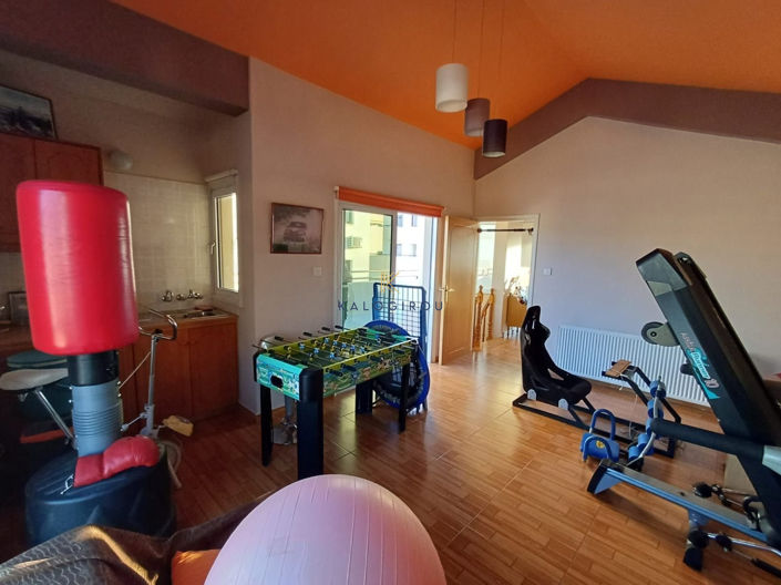 Image No.30-4 Bed House for sale