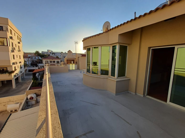 Image No.32-4 Bed House for sale