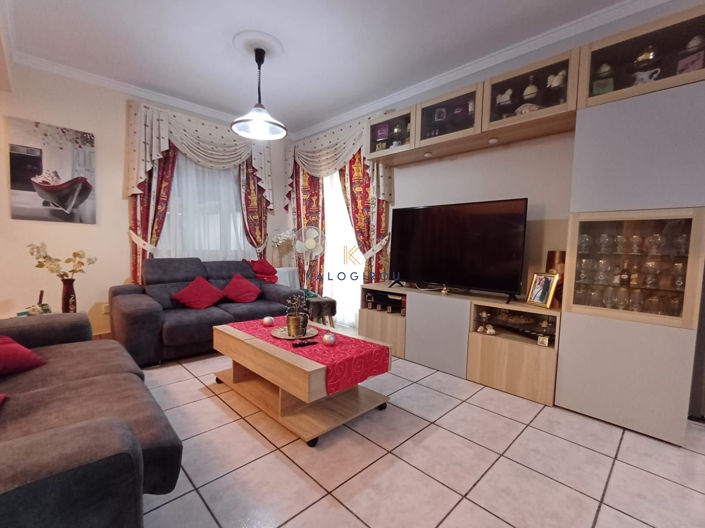 Image No.7-4 Bed House for sale