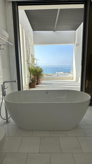 Image No.10-5 Bed House for sale