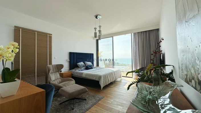 Image No.11-5 Bed House for sale