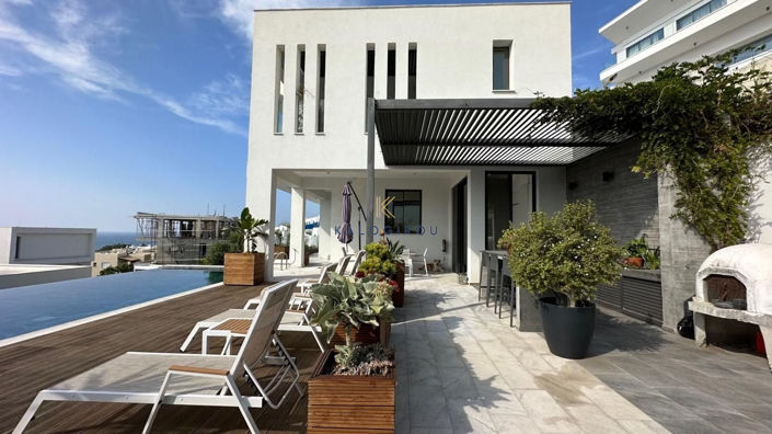 Image No.22-5 Bed House for sale