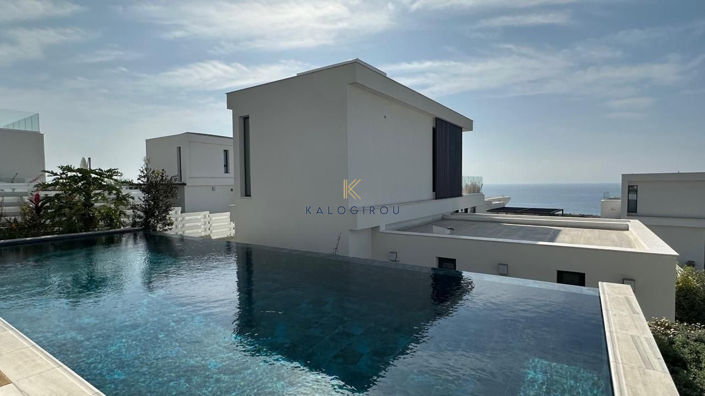 Image No.24-5 Bed House for sale