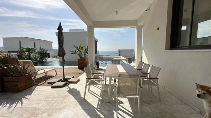 Image No.25-5 Bed House for sale