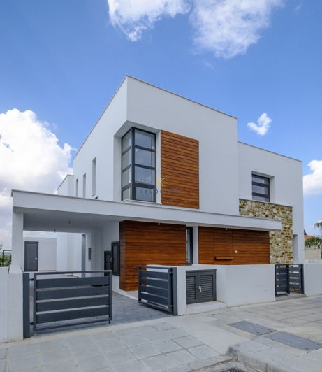 Image No.3-4 Bed House for sale