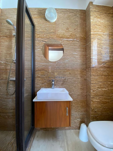 Image No.17-3 Bed House for sale