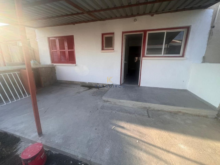 Image No.12-2 Bed House for sale