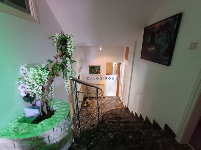 Image No.16-4 Bed House for sale