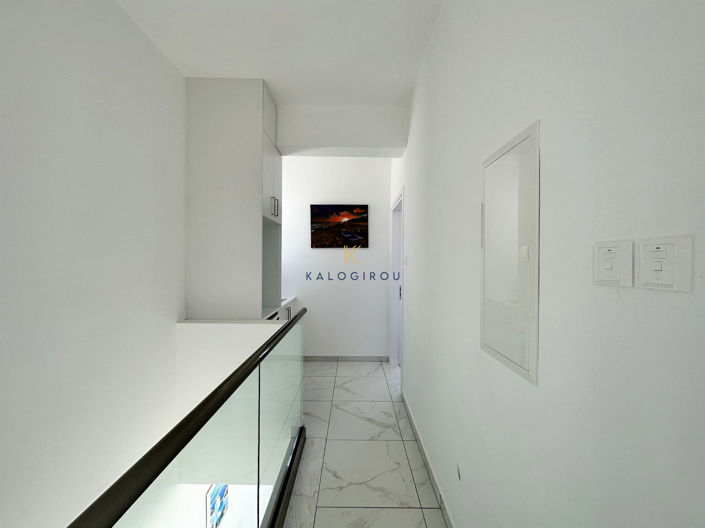 Image No.15-3 Bed House for sale