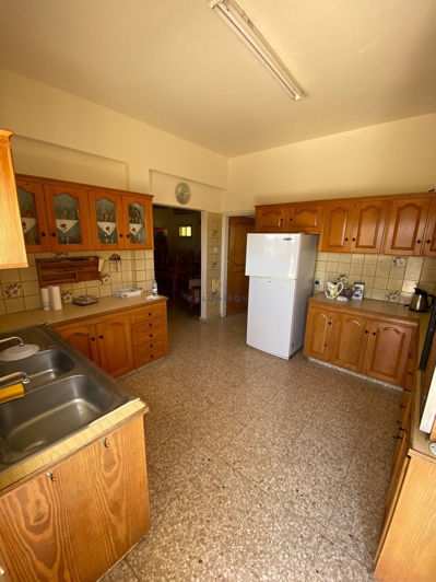 Image No.6-3 Bed House for sale