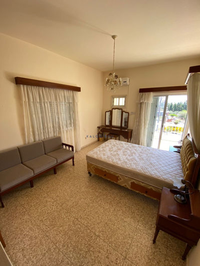 Image No.9-3 Bed House for sale