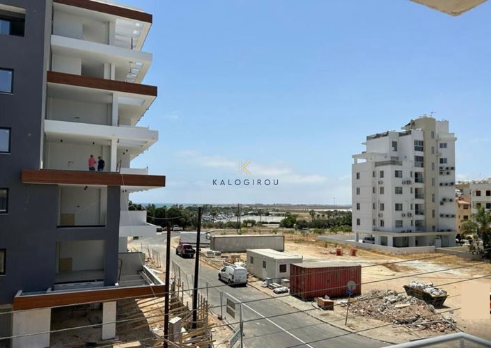 Image No.13-2 Bed Apartment for sale