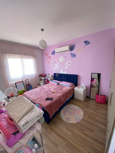 Image No.12-3 Bed House for sale