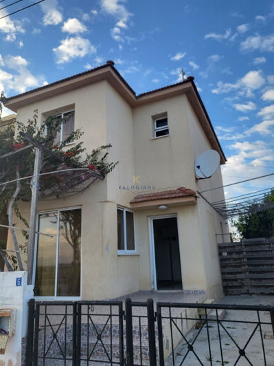 Image No.1-2 Bed House for sale