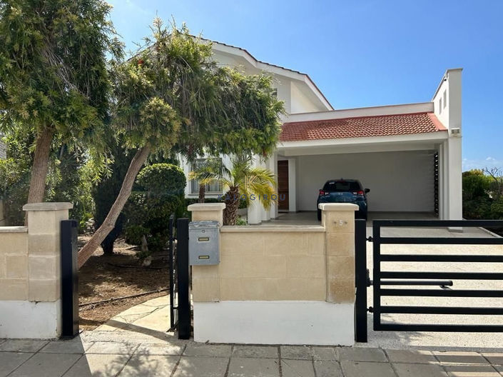 Image No.4-4 Bed House for sale