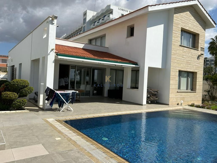 Image No.9-4 Bed House for sale