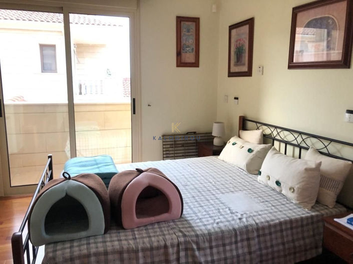 Image No.19-4 Bed House for sale